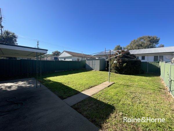 Photo - 1/13 Dayal Street, East Tamworth NSW 2340 - Image 6