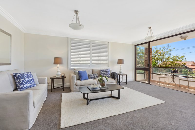 Photo - 1/13 Fairy Bower Road, Manly NSW 2095 - Image 2