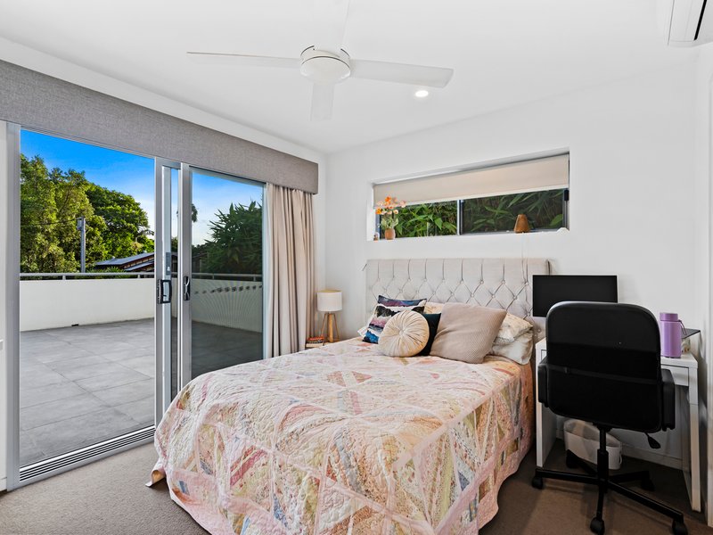 Photo - 1/13 Fenton Street, Fairfield QLD 4103 - Image 12