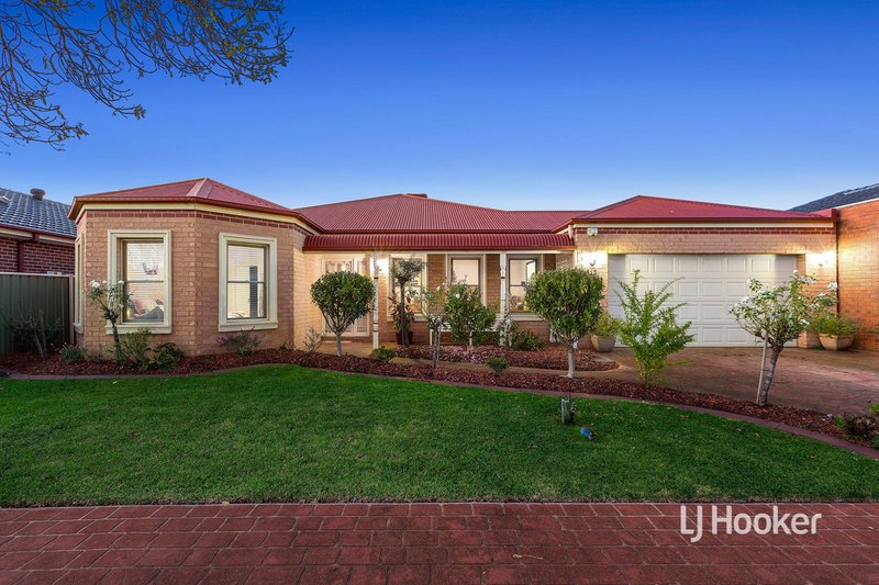 113 Glastonbury Circuit, Point Cook VIC 3030