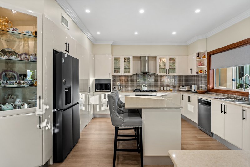 Photo - 113 Glengarry Drive, Glenmore Park NSW 2745 - Image 4