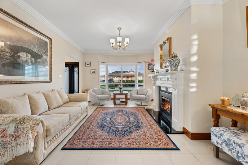 Photo - 113 Glengarry Drive, Glenmore Park NSW 2745 - Image 10