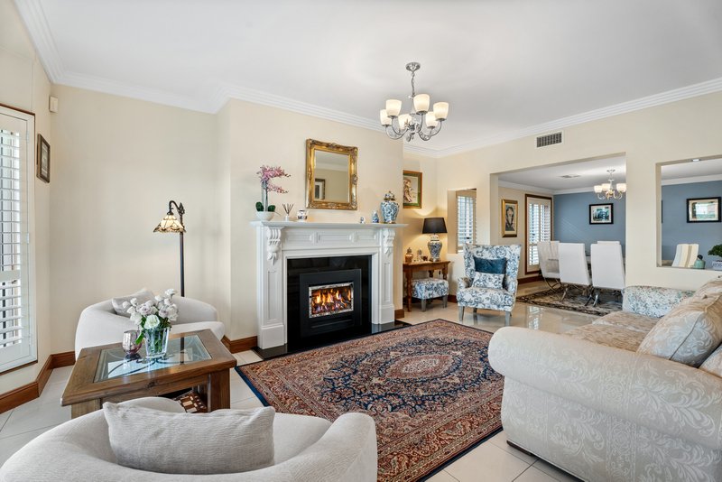 Photo - 113 Glengarry Drive, Glenmore Park NSW 2745 - Image 12