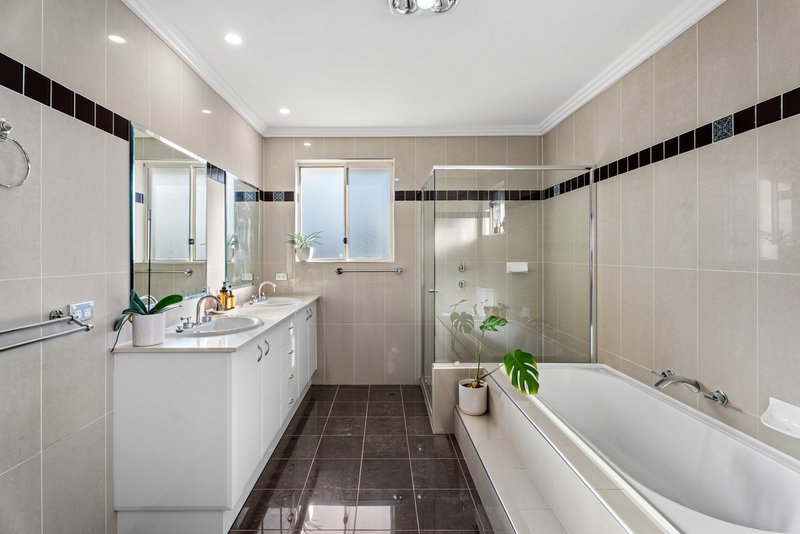 Photo - 113 Glengarry Drive, Glenmore Park NSW 2745 - Image 18