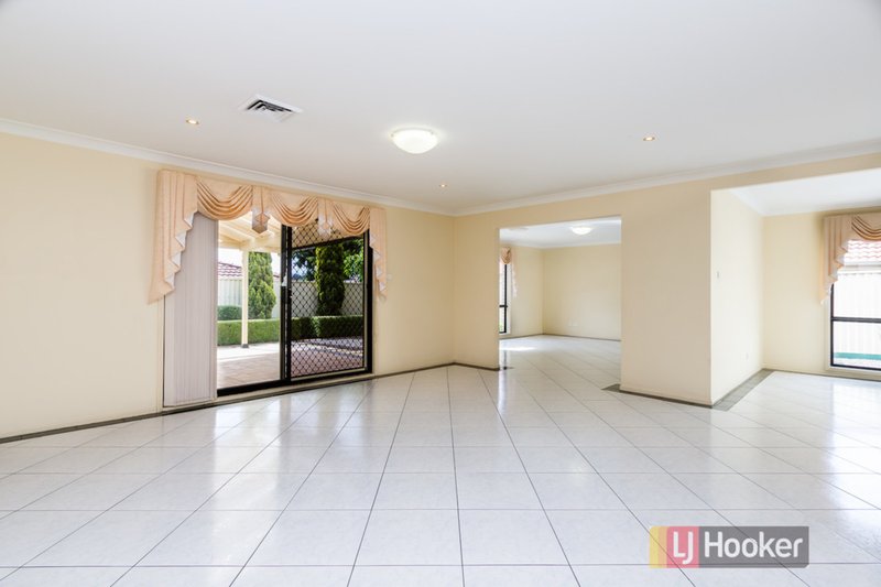 Photo - 113 Hamrun Circuit, Rooty Hill NSW 2766 - Image 3