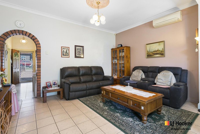 Photo - 113 Holden Street, Ashbury NSW 2193 - Image 3