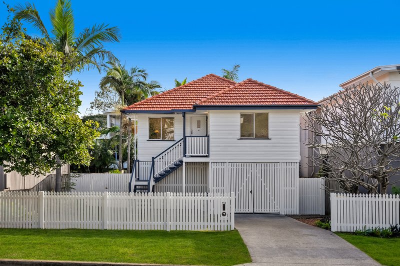 Photo - 113 Hurdcotte Street, Gaythorne QLD 4051 - Image 1