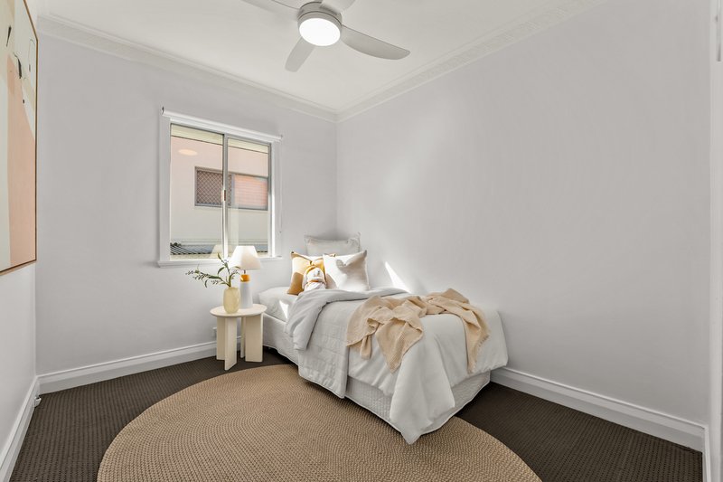 Photo - 113 Hurdcotte Street, Gaythorne QLD 4051 - Image 7