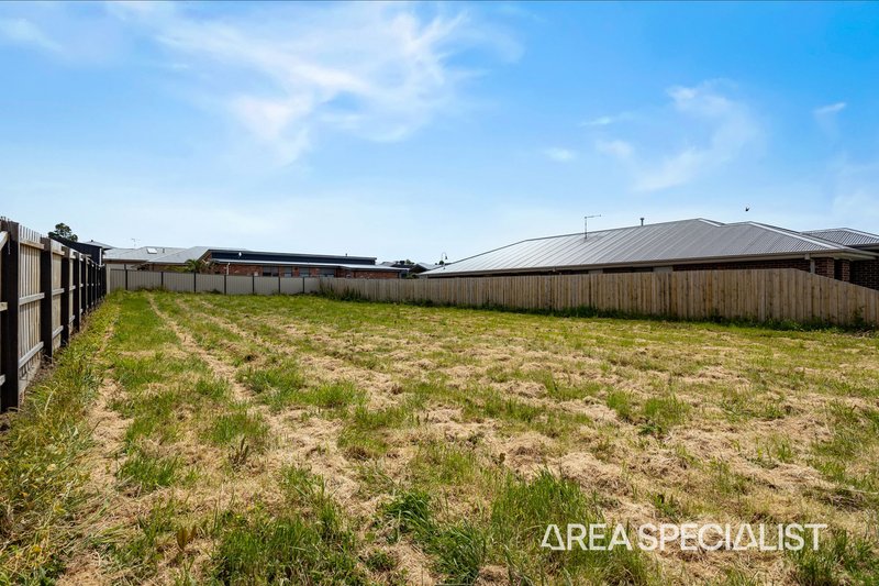 Photo - 113 Isabella Boulevard, Korumburra VIC 3950 - Image 3