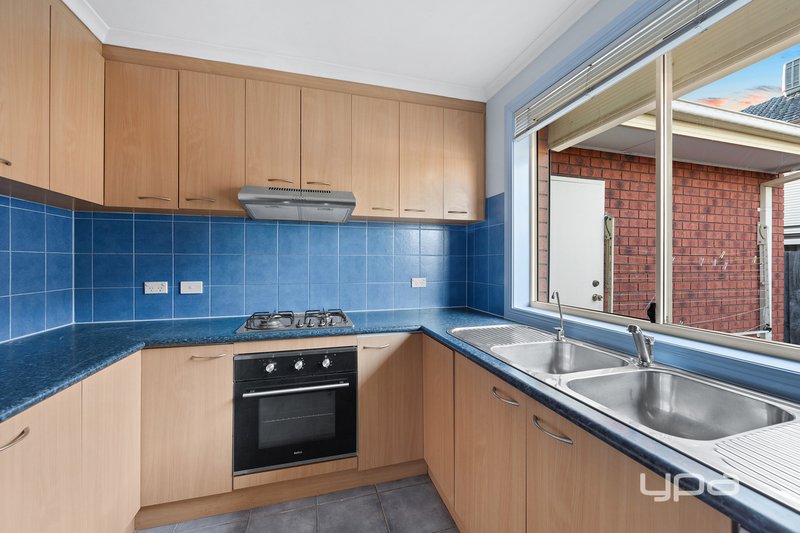 Photo - 1/13 Jefferson Street, St Albans VIC 3021 - Image 5