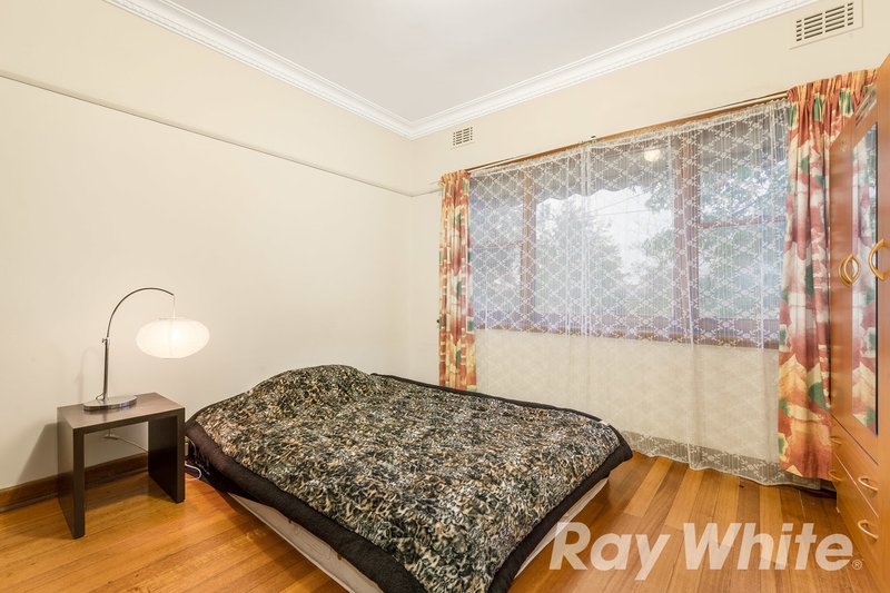 Photo - 1/13 Johnston Street, Burwood VIC 3125 - Image 6