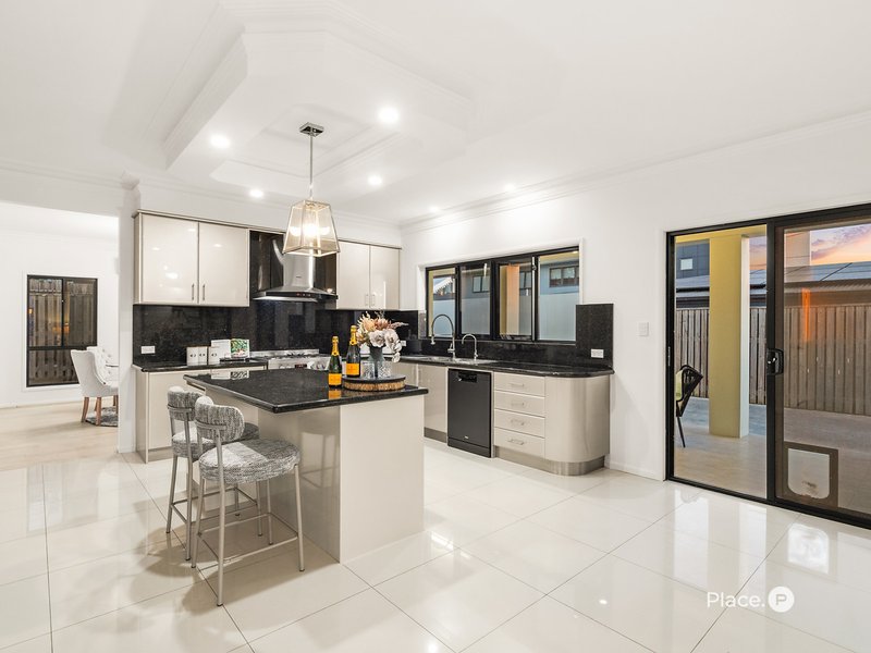 Photo - 113 Kate Circuit, Rochedale QLD 4123 - Image 9