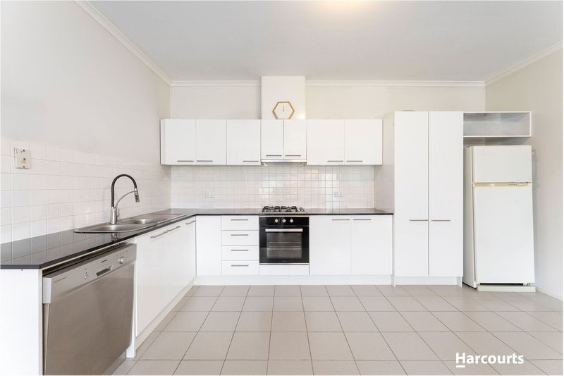 Photo - 11/3 Keylana Boulevard, Mount Waverley VIC 3149 - Image 5