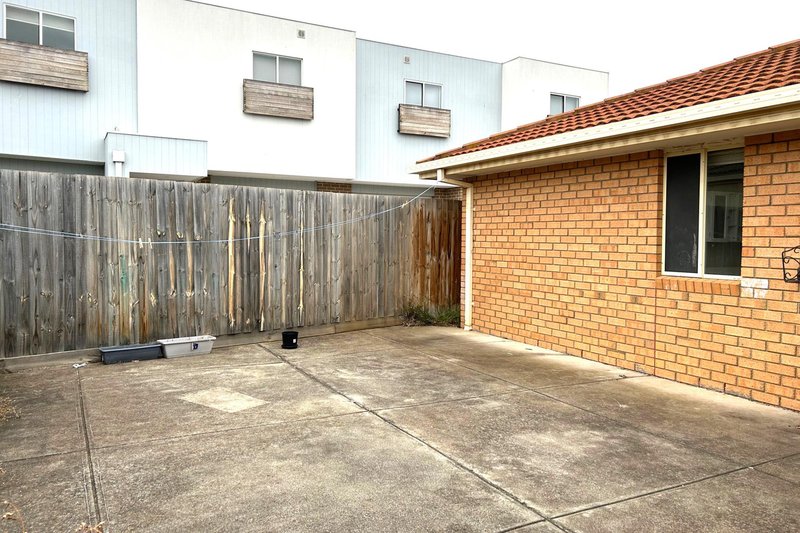 Photo - 1/13 Konrads Court, Truganina VIC 3029 - Image 6