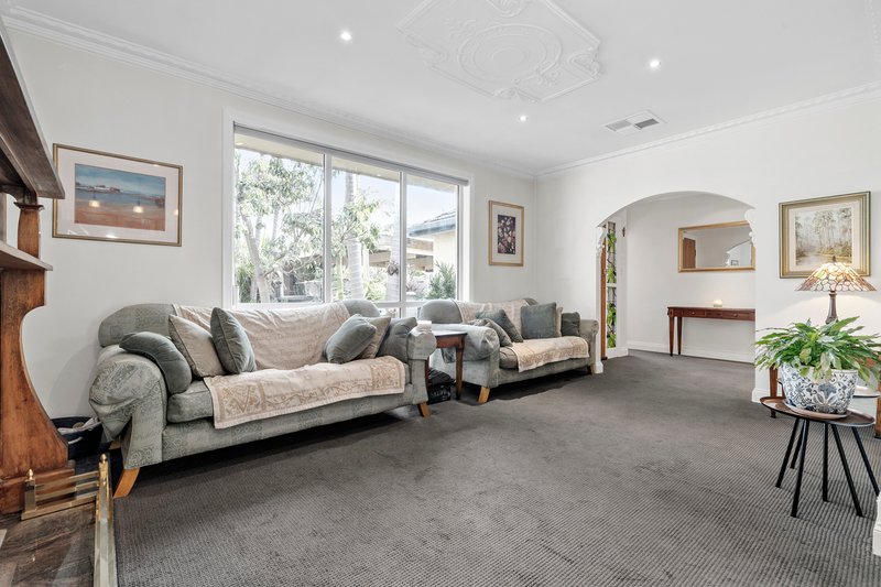 Photo - 113 Lower Dandenong Road, Mentone VIC 3194 - Image 8