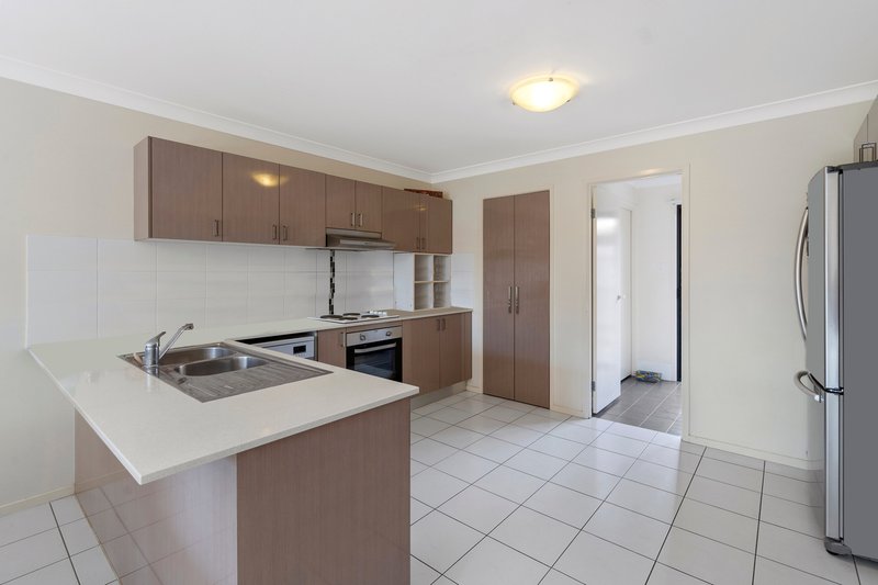 Photo - 1/13 Maywood Street, Loganlea QLD 4131 - Image 5