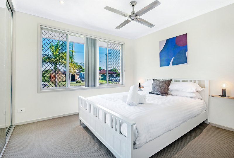 Photo - 113 Monaco Street, Broadbeach Waters QLD 4218 - Image 10