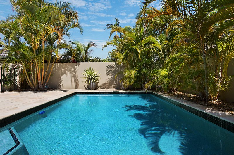 Photo - 113 Monaco Street, Broadbeach Waters QLD 4218 - Image 17