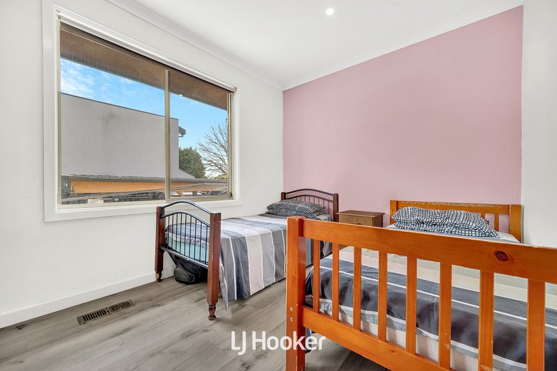 Photo - 1/13 Myrtle Grove, Doveton VIC 3177 - Image 10