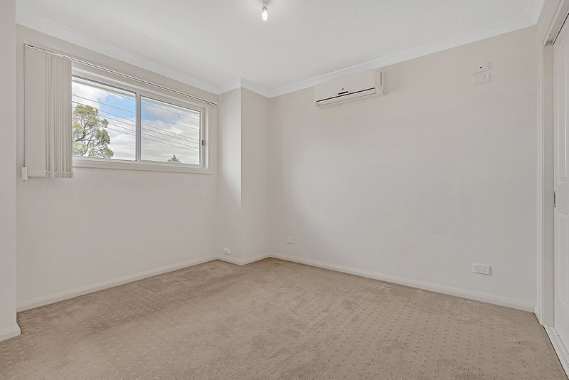 Photo - 1/13 Northleigh Avenue, Craigieburn VIC 3064 - Image 11