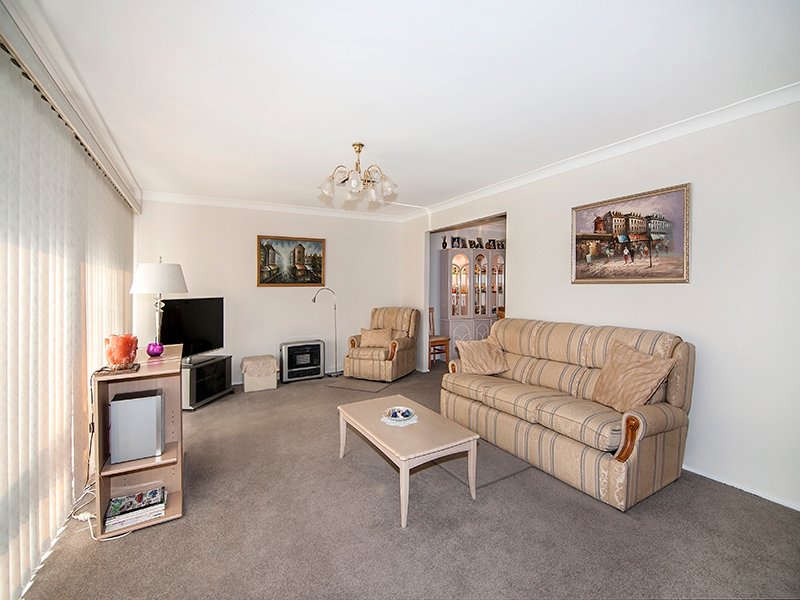 Photo - 113 Nuwarra Road, Moorebank NSW 2170 - Image 7