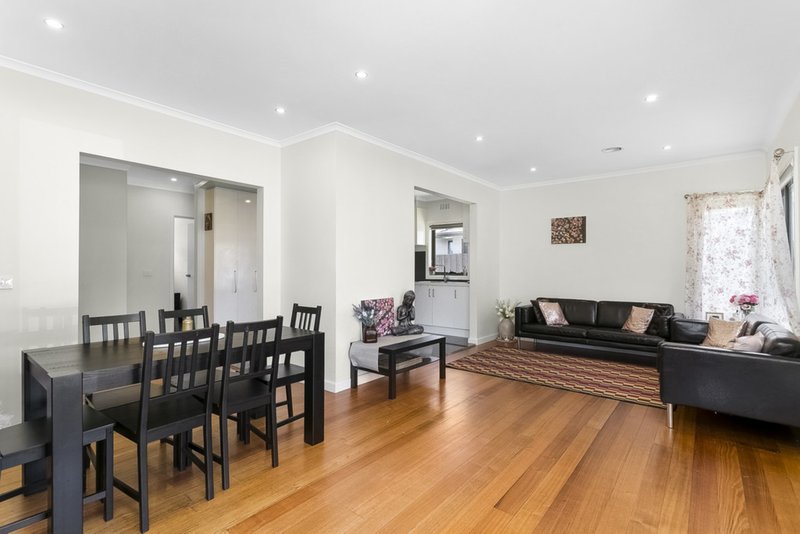 Photo - 1/13 Richard Street, Glen Waverley VIC 3150 - Image 2