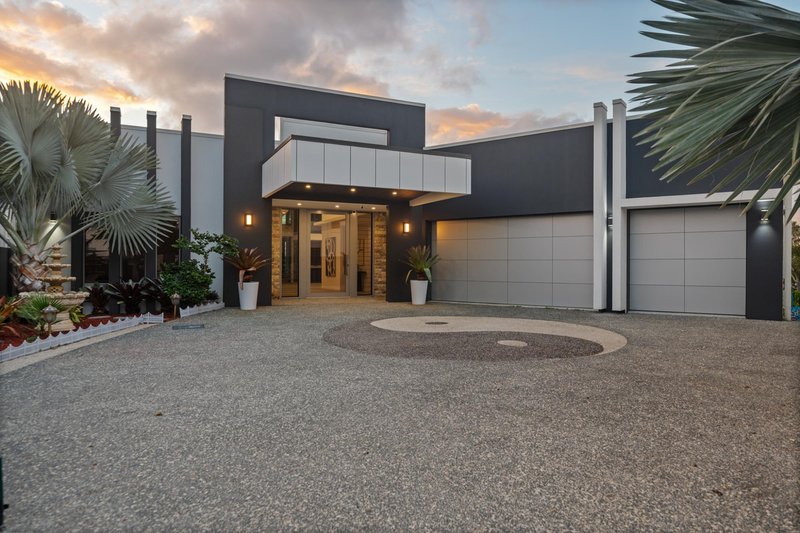 Photo - 113 River Links Boulevard, Helensvale QLD 4212 - Image 6