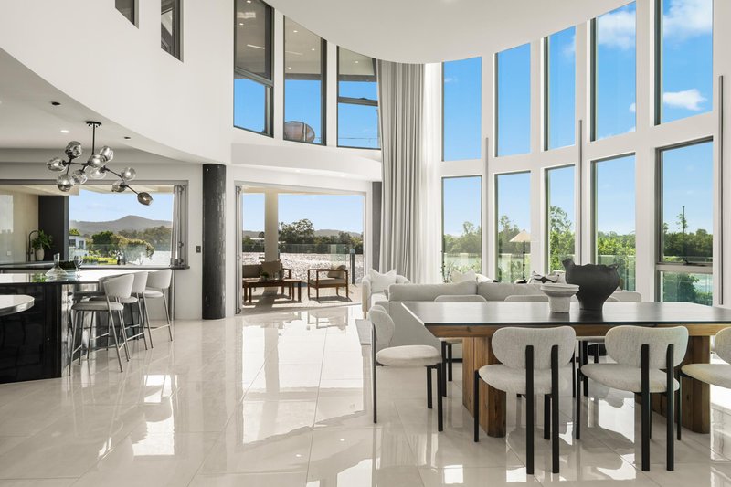 Photo - 113 River Links Boulevard, Helensvale QLD 4212 - Image 8