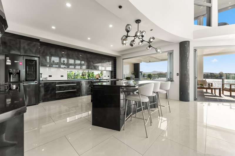 Photo - 113 River Links Boulevard, Helensvale QLD 4212 - Image 10