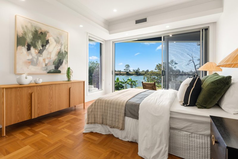 Photo - 113 River Links Boulevard, Helensvale QLD 4212 - Image 12