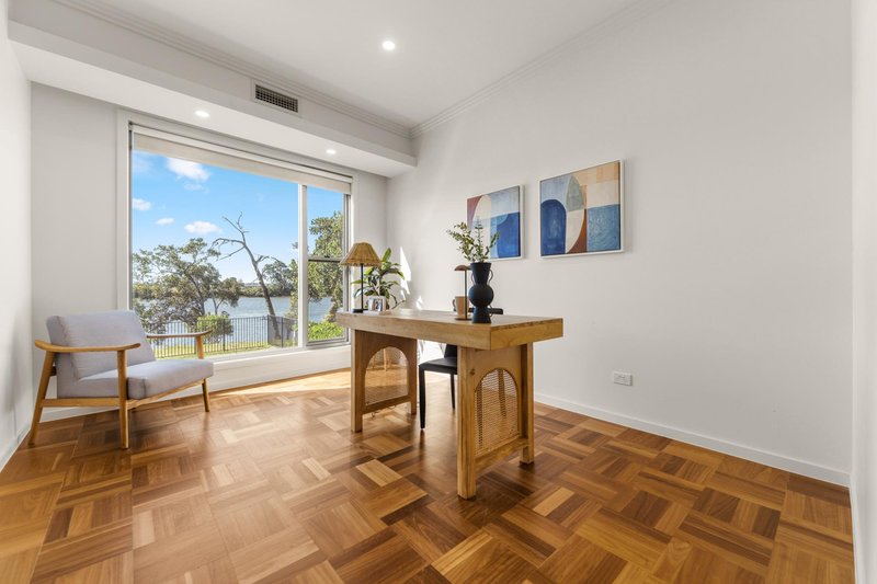 Photo - 113 River Links Boulevard, Helensvale QLD 4212 - Image 14