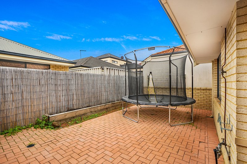 Photo - 1/13 Santarosa Way, Stirling WA 6021 - Image 21