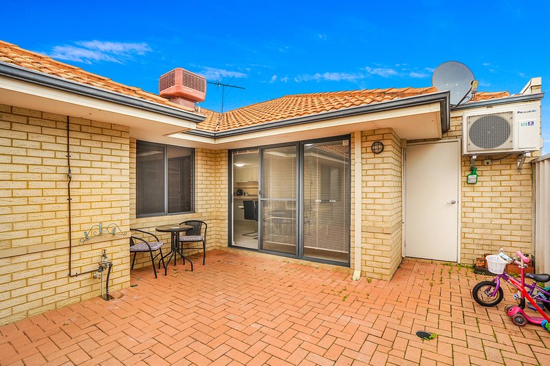 Photo - 1/13 Santarosa Way, Stirling WA 6021 - Image 22