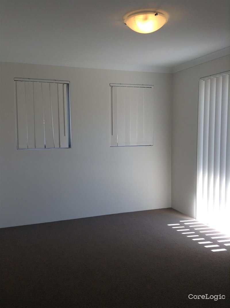 Photo - 1/13 Spring Avenue, Midland WA 6056 - Image 5