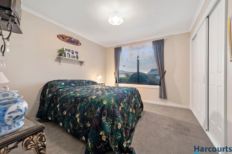 Photo - 1/13 St Andrews Drive, Devonport TAS 7310 - Image 8