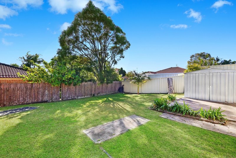 Photo - 1/13 Stacey Close, Kariong NSW 2250 - Image 6