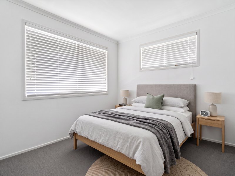 Photo - 1/13 Sunnymeade Drive, Caboolture QLD 4510 - Image 5