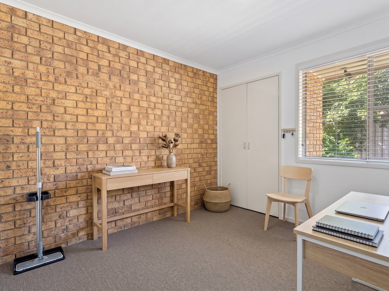 Photo - 1/13 Sunnymeade Drive, Caboolture QLD 4510 - Image 6