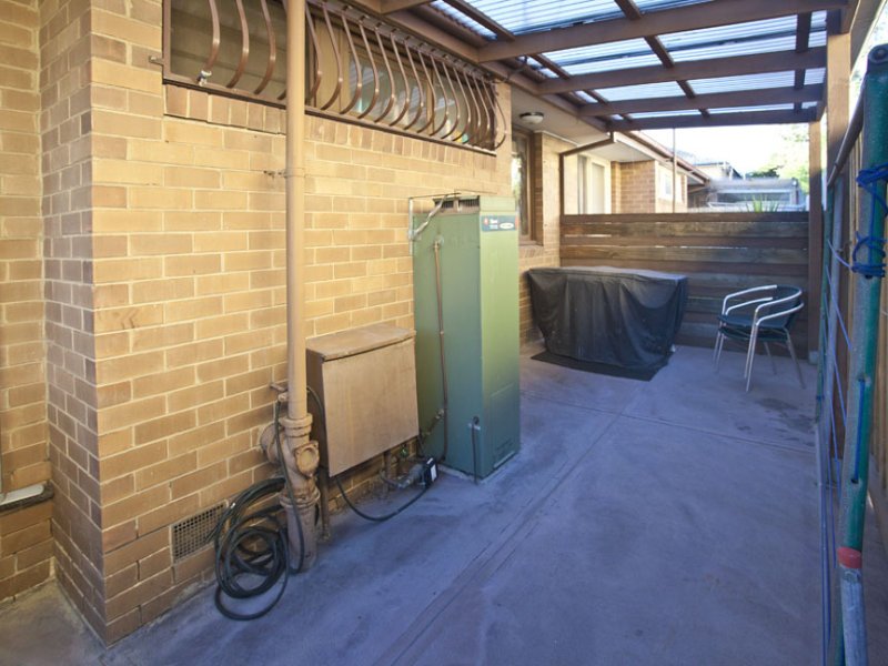 Photo - 1/13 Swindon Road, Hughesdale VIC 3166 - Image 8