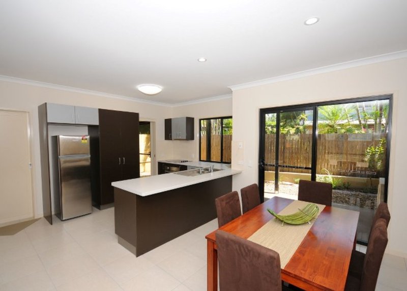 Photo - 1/13 Tavistock Street, Torquay QLD 4655 - Image 6