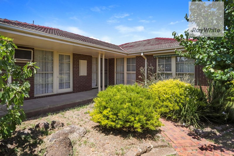 Photo - 113 Taylor Drive, Gladstone Park VIC 3043 - Image 5