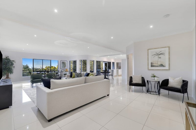 Photo - 113 The Panorama , Tallai QLD 4213 - Image 11
