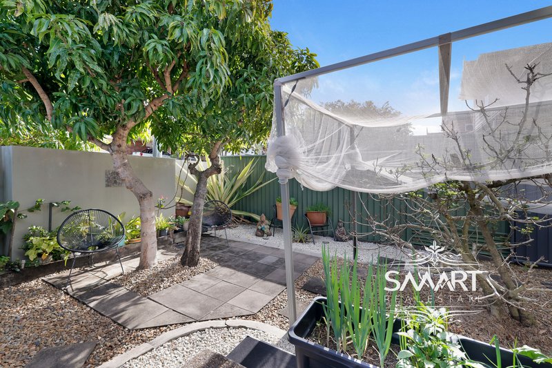 Photo - 1/13 Thelma Avenue, Biggera Waters QLD 4216 - Image 9