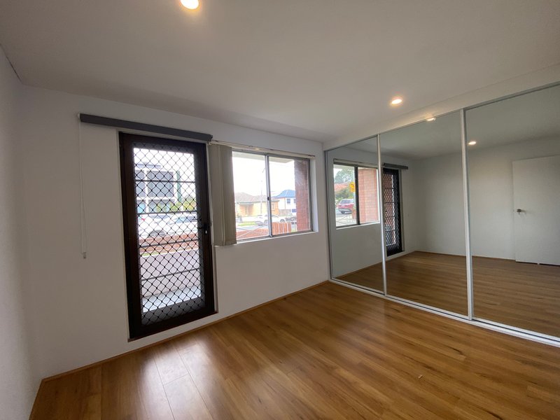 Photo - 1/13 Thurlow Street, Riverwood NSW 2210 - Image 5