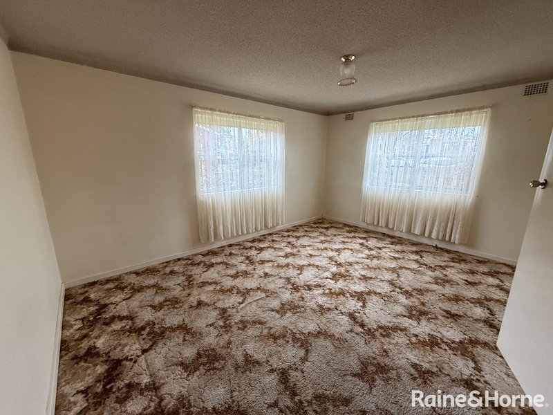 Photo - 1/13 Torpy Street, Orange NSW 2800 - Image 10