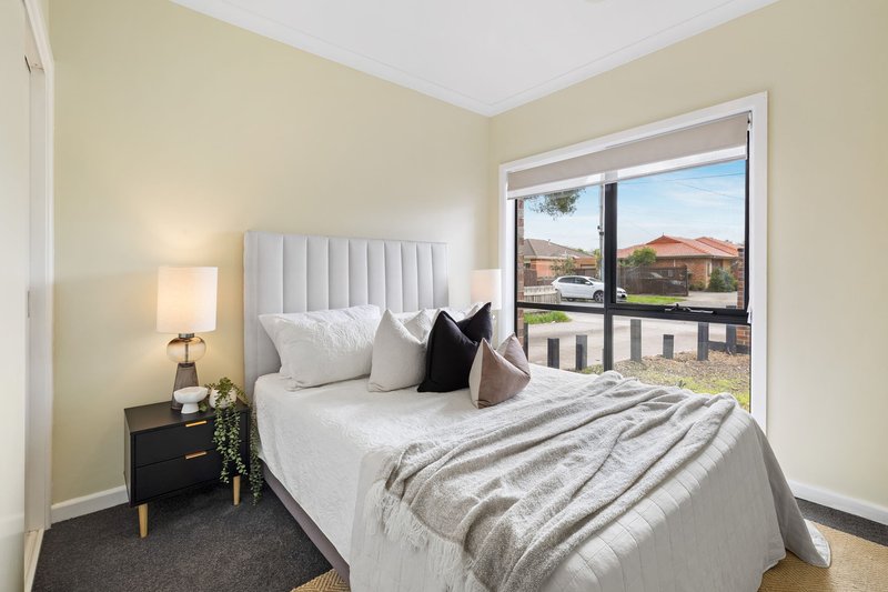 Photo - 1/13 Tramoo Street, Lalor VIC 3075 - Image 3