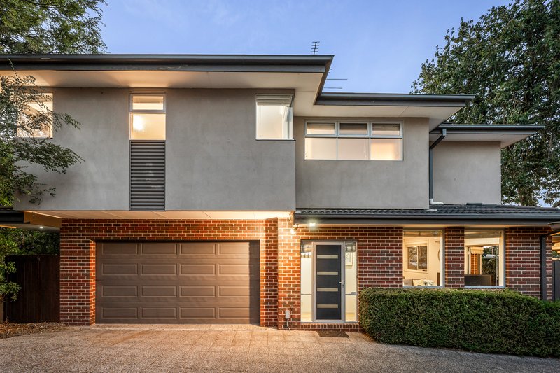 Photo - 1/13 Valda Avenue, Mont Albert North VIC 3129 - Image 1