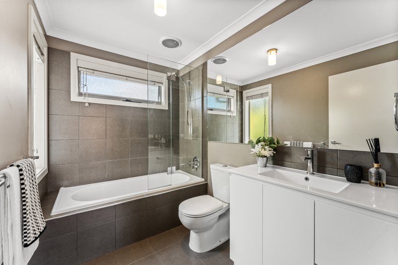 Photo - 1/13 Valda Avenue, Mont Albert North VIC 3129 - Image 8