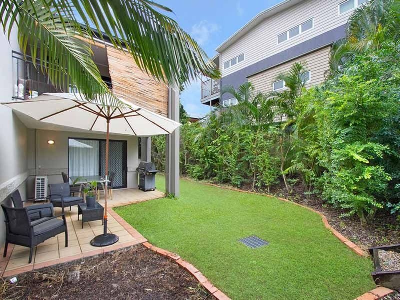 Photo - 1/13 Vectis Street, Norman Park QLD 4170 - Image 6