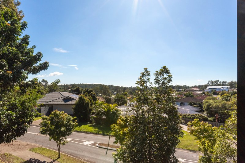 Photo - 1/13 Walkers Road, Everton Hills QLD 4053 - Image 15